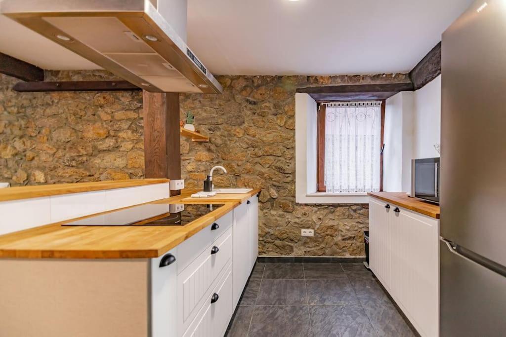 Precioso Piso Estilo Rustico A 10 Min De Santander Apartman Camargo Kültér fotó