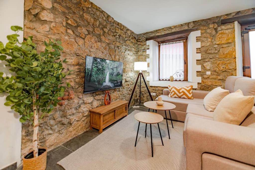 Precioso Piso Estilo Rustico A 10 Min De Santander Apartman Camargo Kültér fotó
